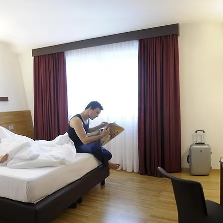 Al Marinaio Garni Hotel
