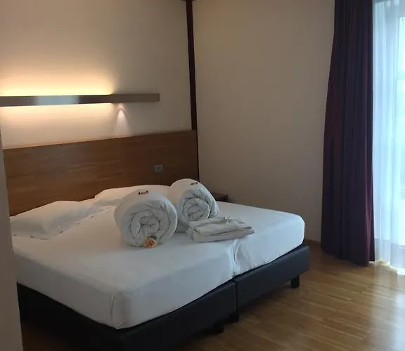 Al Marinaio Garni 3* טרנטו