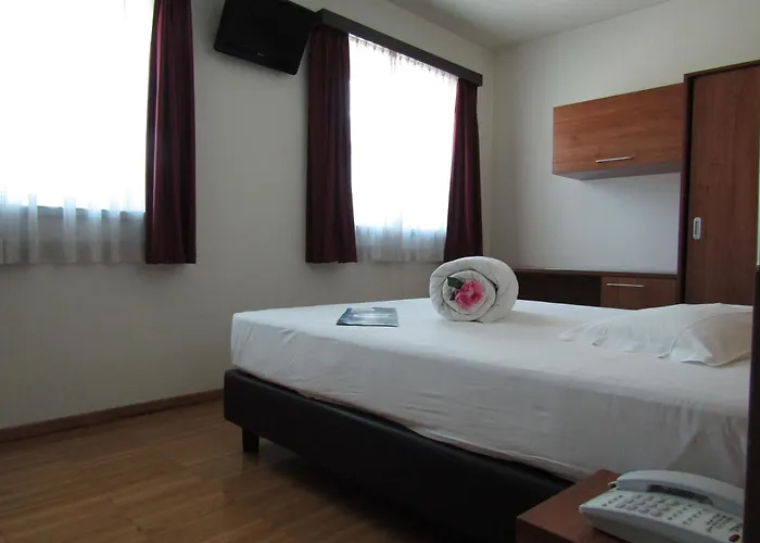 Al Marinaio Garni טרנטו