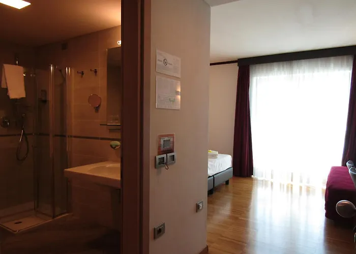 Al Marinaio Garni מלון טרנטו